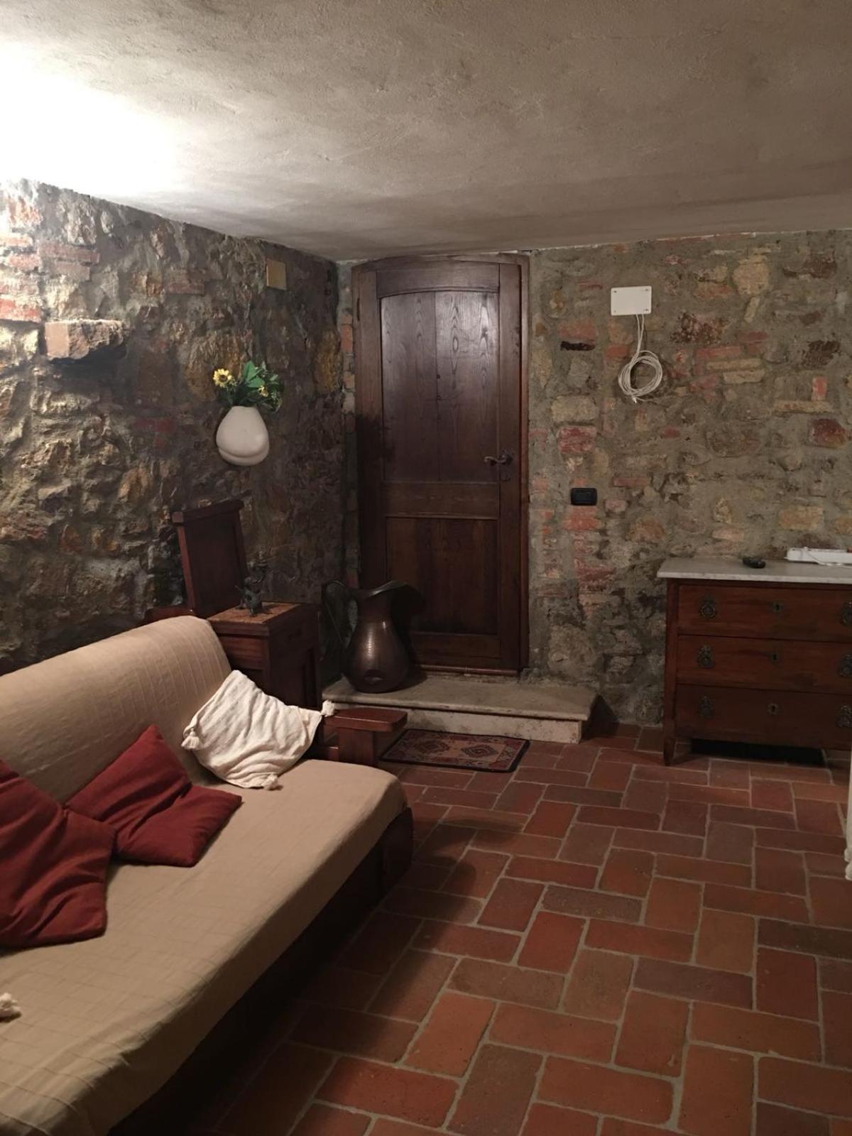 La Divina Dimora Il Castello Degli Spiriti Magni Apartment Montepescali Екстериор снимка