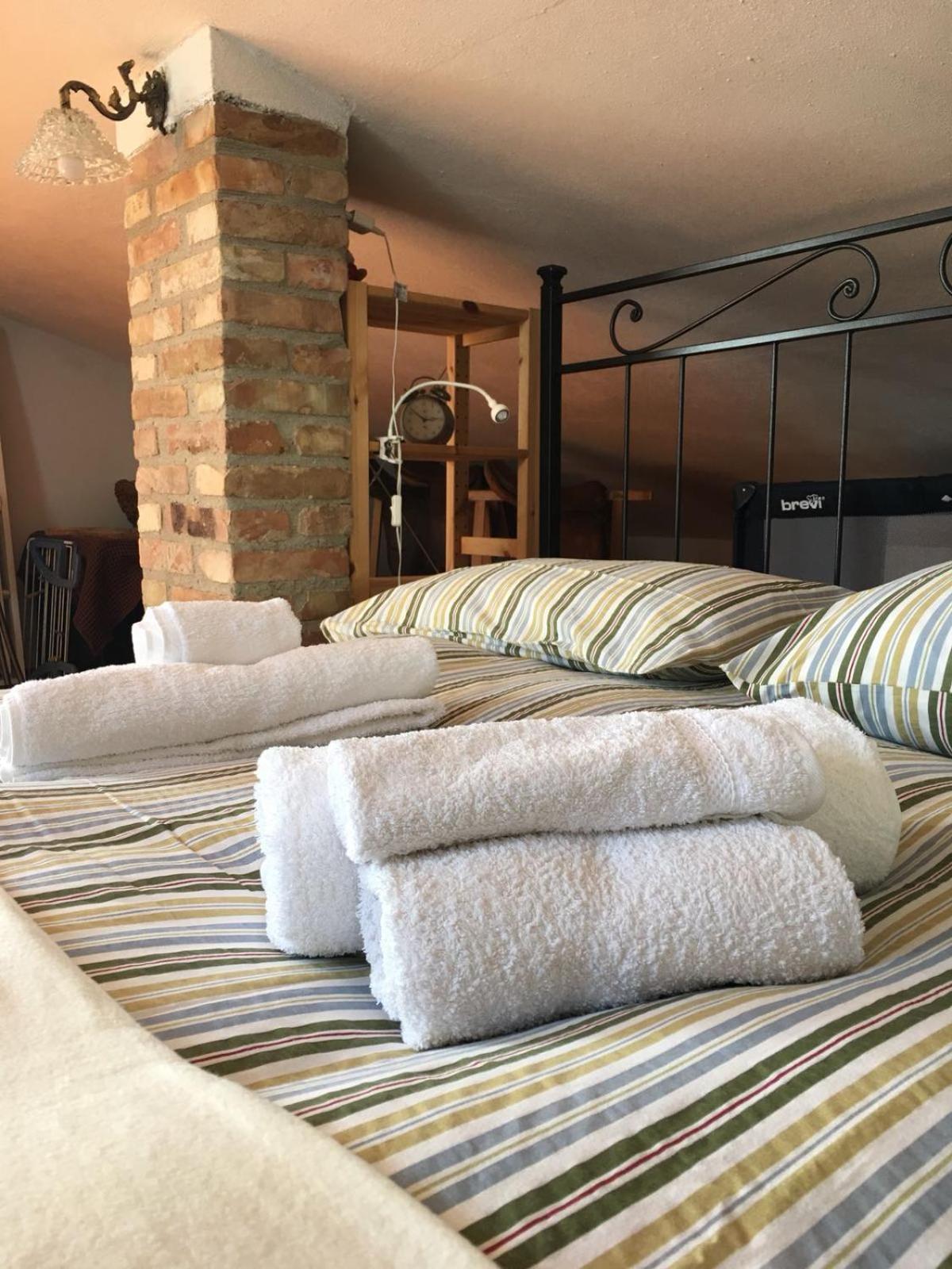 La Divina Dimora Il Castello Degli Spiriti Magni Apartment Montepescali Екстериор снимка